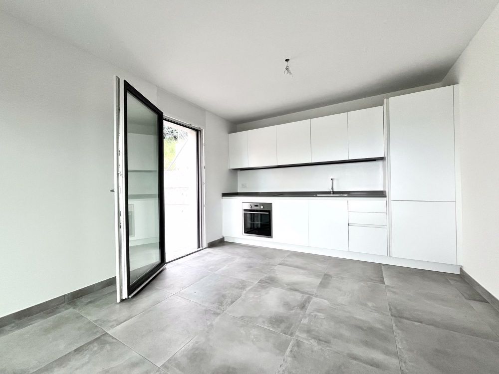 AFFITTASI NUOVO 2.5 LOCALI CON TERRAZZO A LUGANO TESSERETE - Bild 4