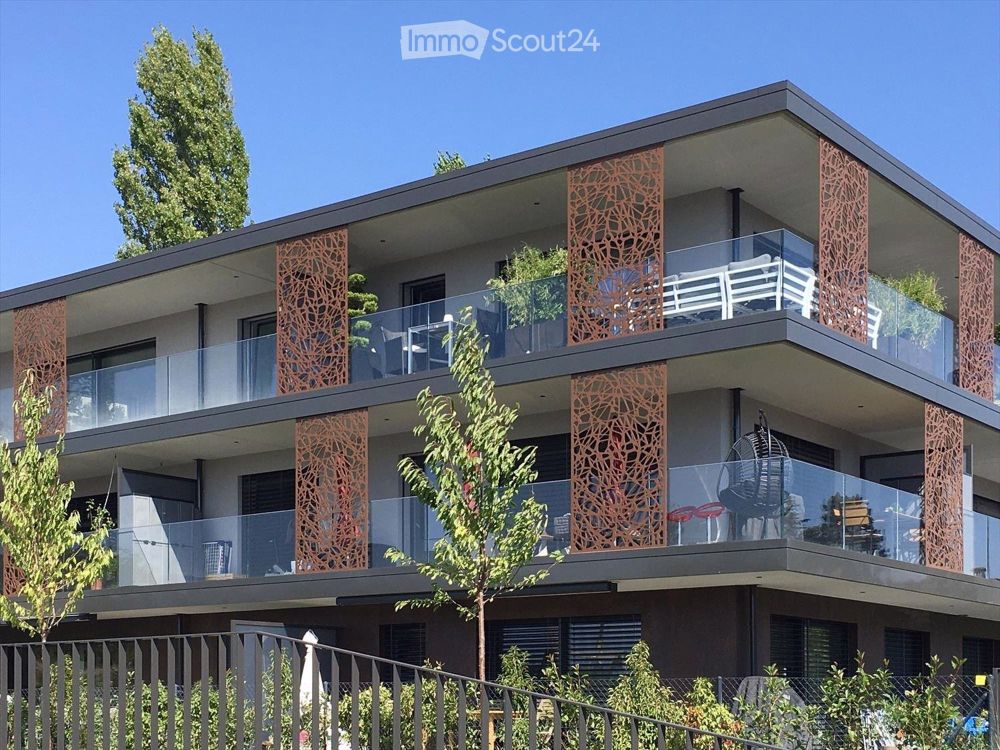 Prächtige möblierte 2.5-Zimmer-Wohnung - Bild 1