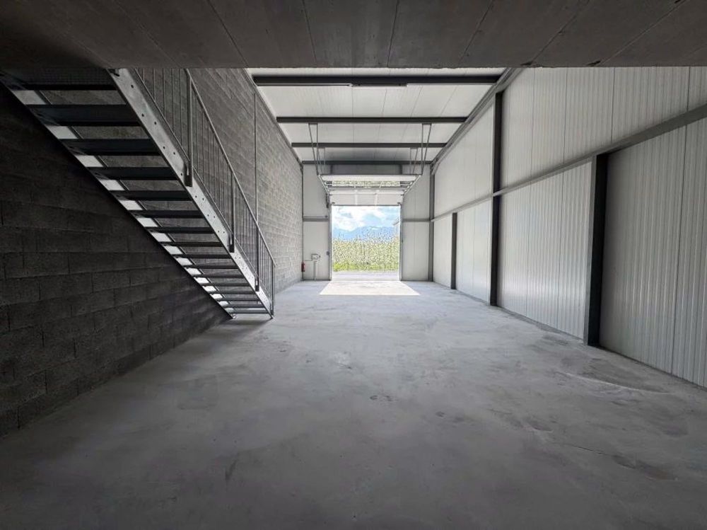 Letzte verfügbare Grundstücke? In unmittelbarer Nähe der A9 und des Industriegebiets von Saxon! - Bild 2