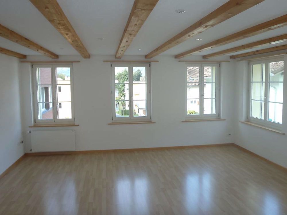 Grosse 6-Zimmer Wohnung in Bürglen zu vermieten - Bild 3