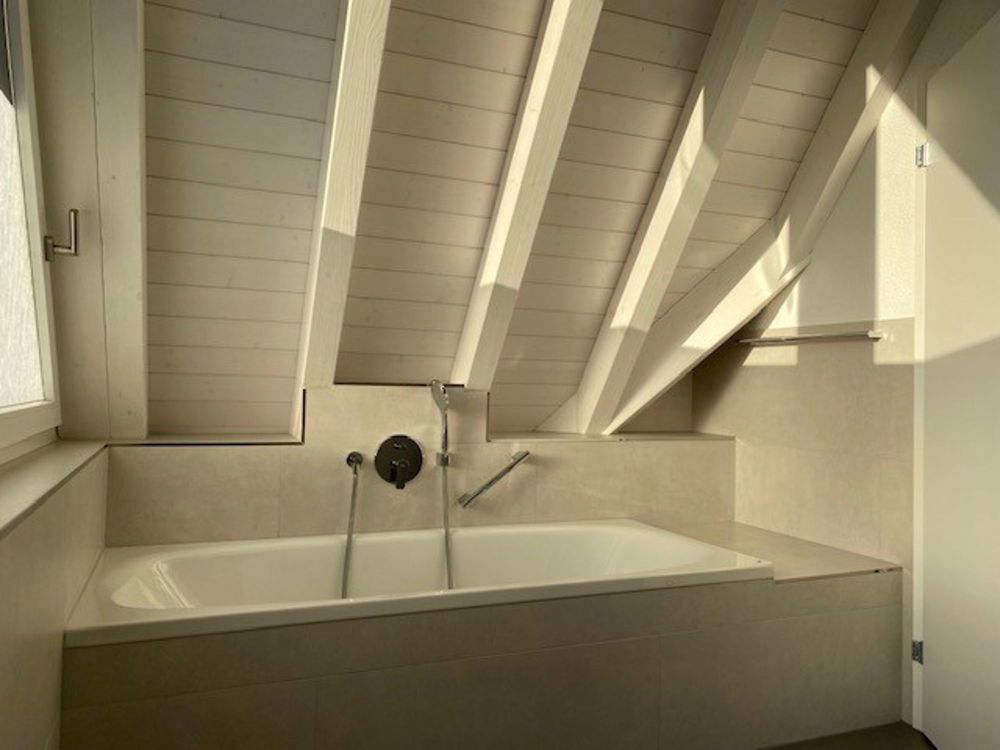 Modernes Wohnen in Oberdorf BL - 1222 1202 220125 Bad WC im OG