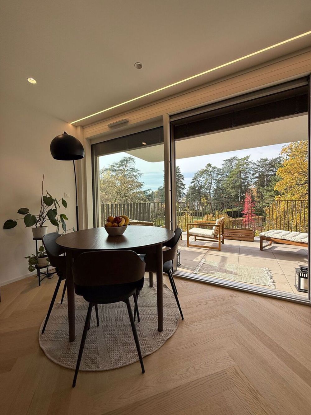 Schönes neues 3-Zimmer-Dachgeschossapartment mit Terrasse in Vessy - Bild 5