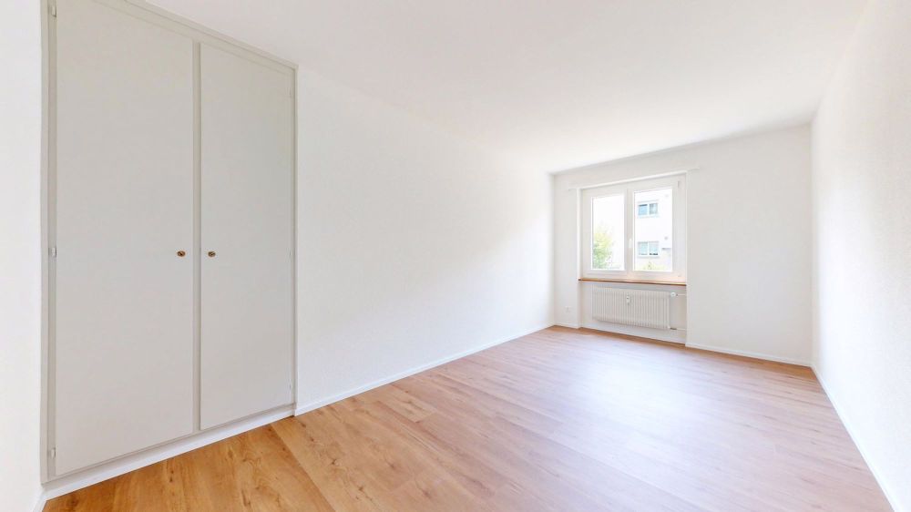 ERSTVERMIETUNG NACH SANIERUNG | 3.5 Zimmerwohnungen im Herzen von Ostermundigen - 3.5-Zi-Whg-in-Ostermundigen-Zimmer-1
