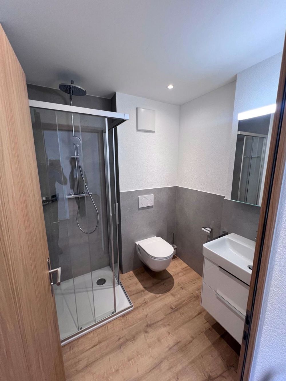 2.5 Zimmerwohnung - Erstbezug nach Renovation - Bild 4