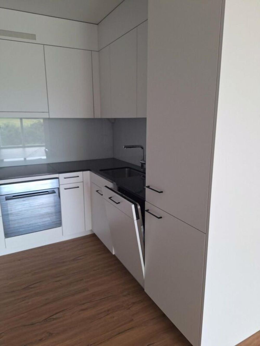 Erstvermietung: 2.5 Zimmerwohnung mit 61m2 - Bild 3
