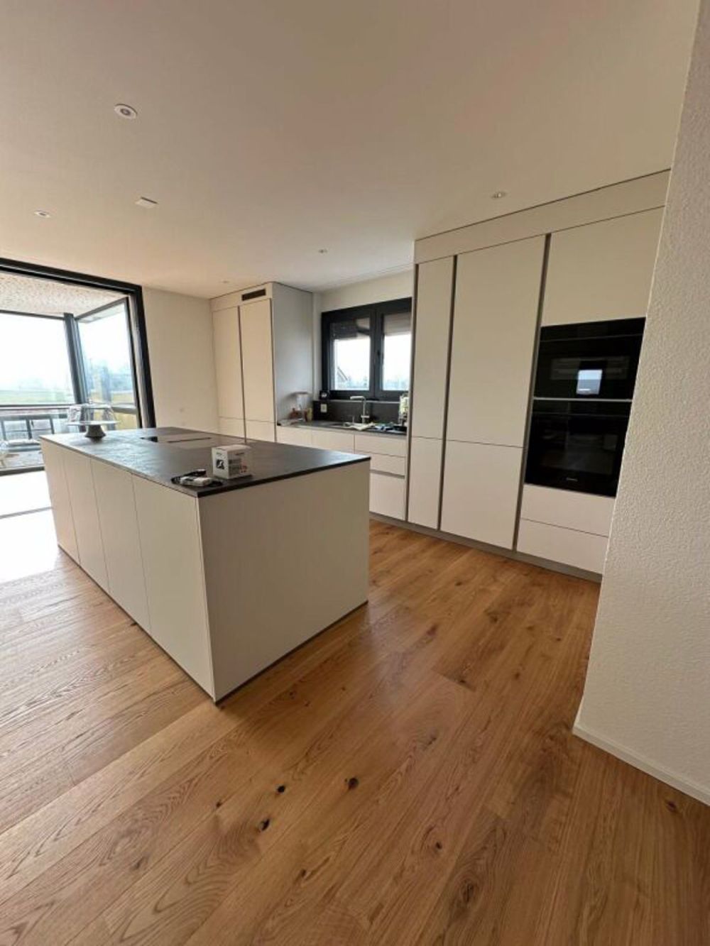 ERSTBEZUG - LUXURIÖSE 5.5-ZIMMER MAISONETTEWOHNUNG - Bild 6