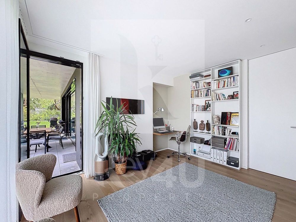 EXCLUSIVITÉ - Spacieux et lumineux appartement de 4 pièces en rez-de-jardin - Bild 8