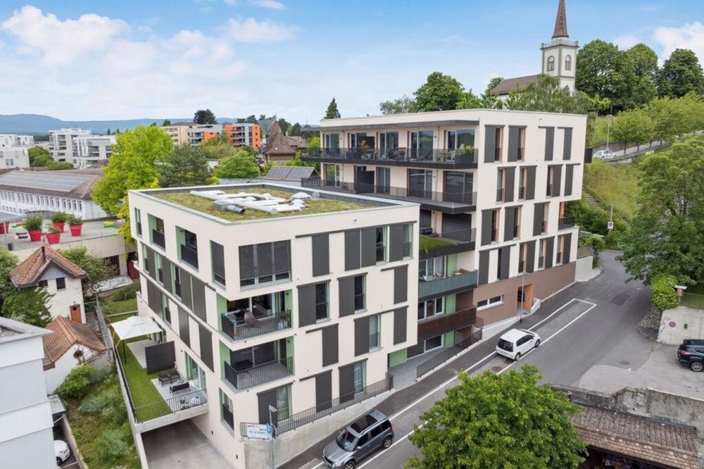 Willkommen! Prachtvolle Wohnung in Bussigny! - Immeuble.jpg