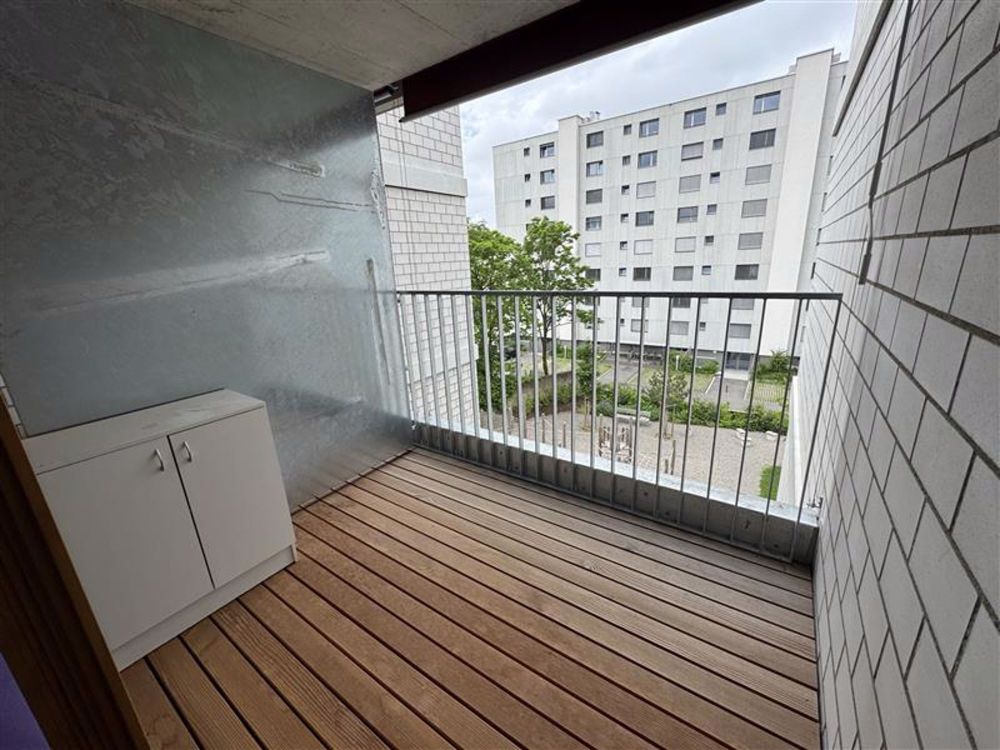 Moderne 3.5-Zimmer-Wohnung mit Balkon in Biel - Bild 8