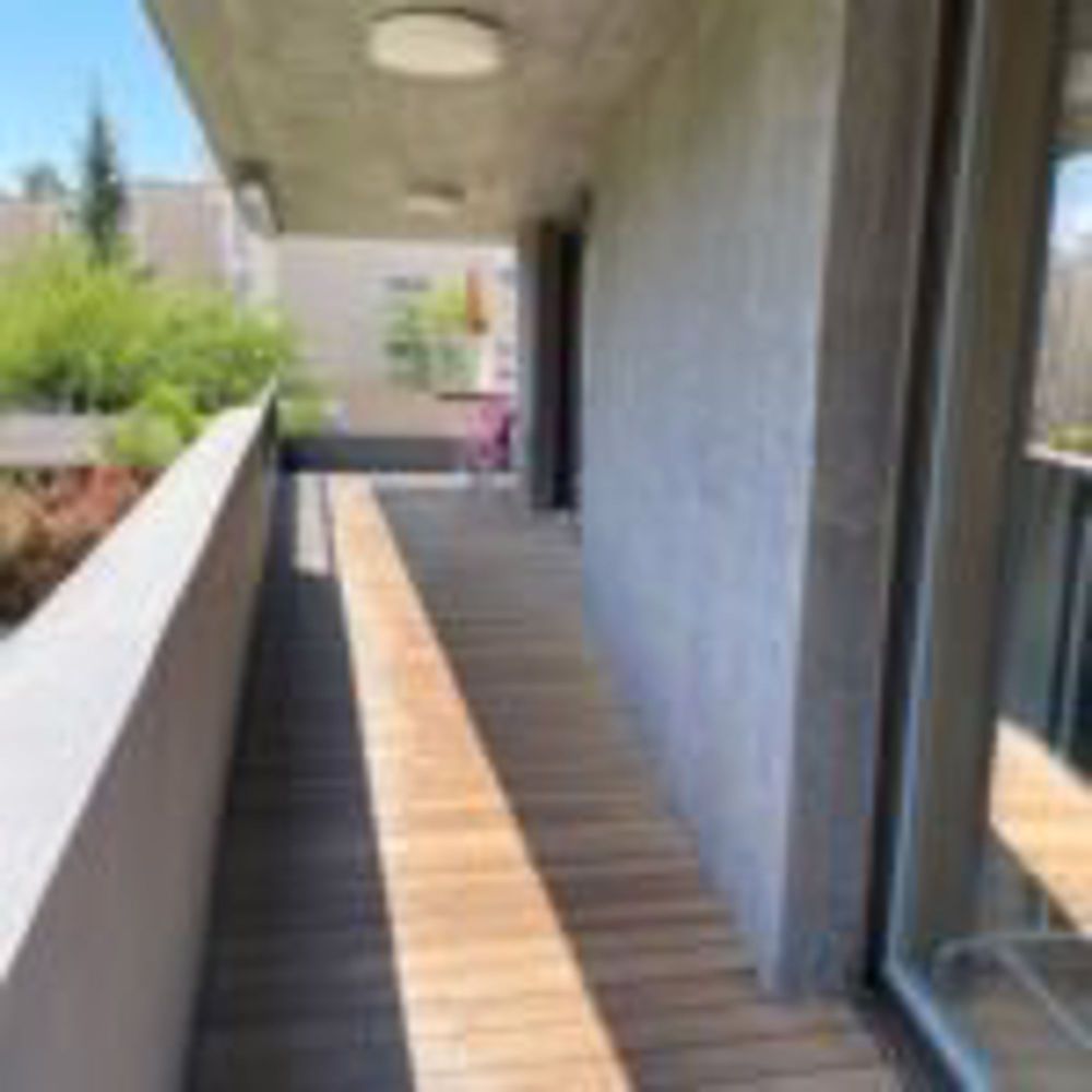 JP4-L3 3.5-Zimmer-Wohnung im 1. Stock - balcon