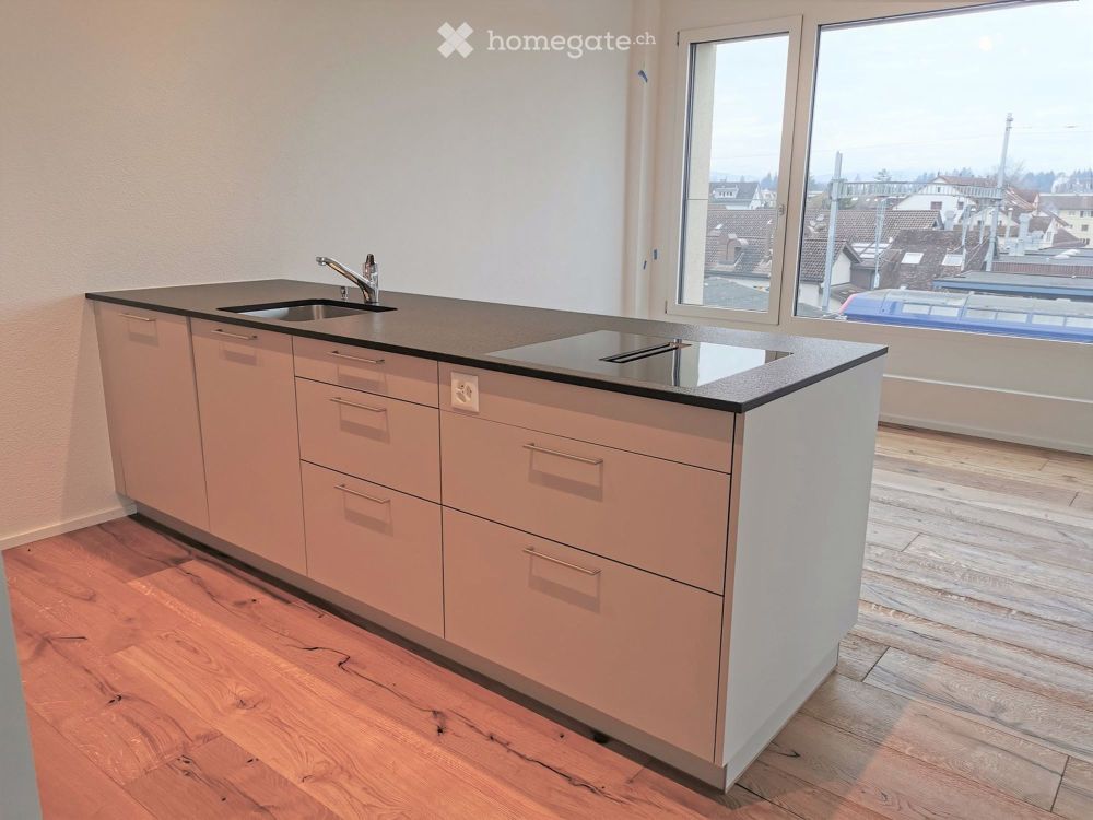 Moderne 3.5-Zimmer-Wohnung mit Panoramablick in Hinwil - Bild 3