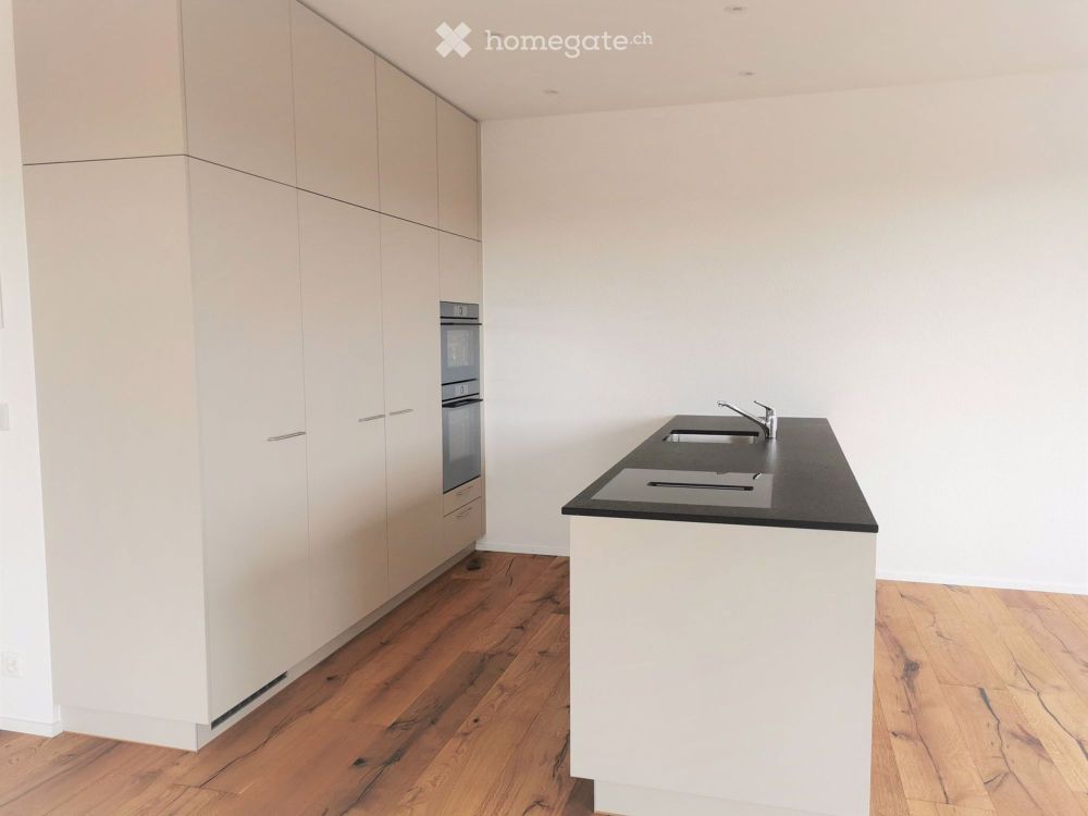 Moderne 3.5-Zimmer-Wohnung mit Panoramablick in Hinwil - Bild 4