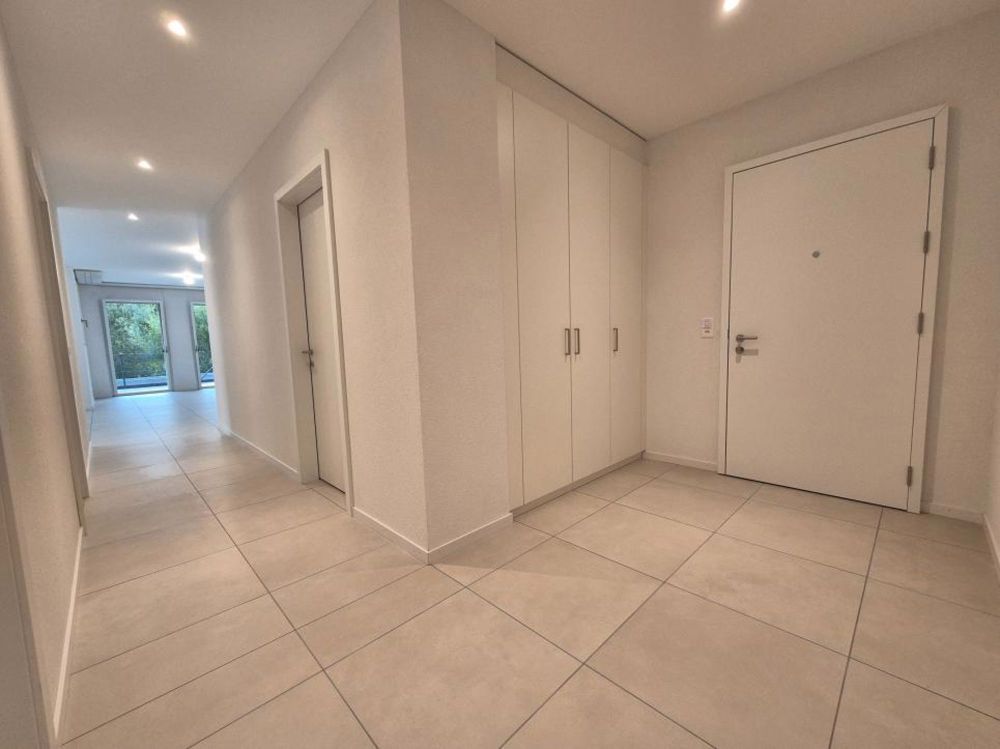 Appartement de 4.5 pièces au rez-de-chaussée au bord de la Gérine avec terrasse de 60 m2 - Bild 1