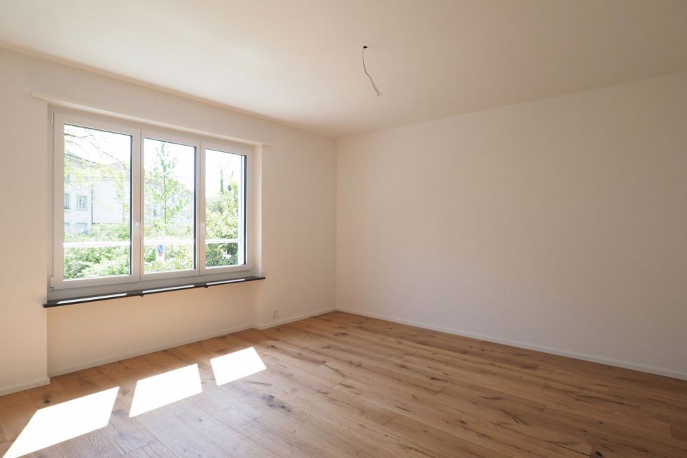 Moderne 4,5-Zimmer-Mietwohnung im Erdgeschoss mit Garten – Erstvermietung nach Kernsanierung - Bild 4