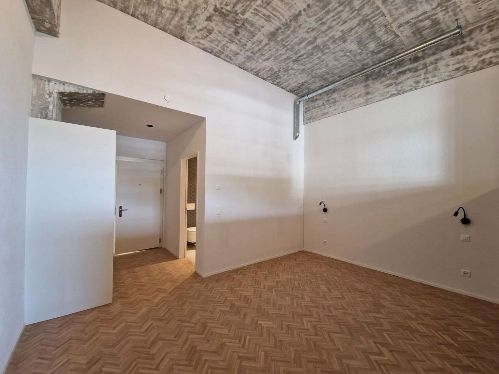 Moderne 2 Raum-Studiowohnung mit beeindruckender Raumhöhe - Bild 5