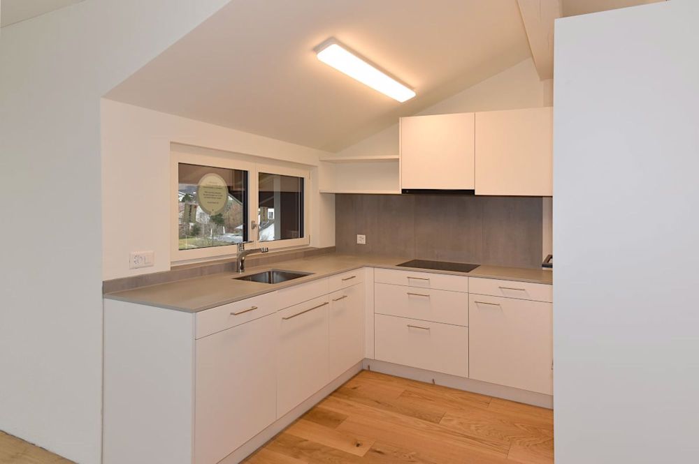 3.5 Zimmerwohnung mit toller Aussicht - Kueche 1