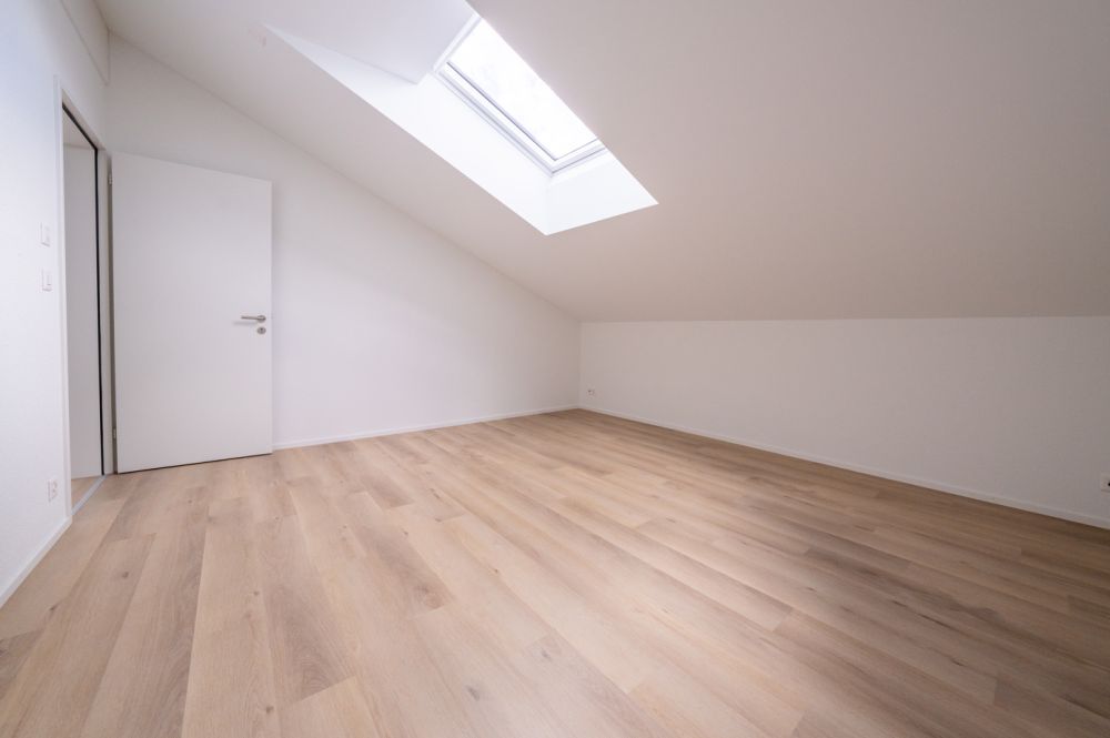 Neue 3.5-Zimmer Attikawohnung zu vermieten (Nr. 8 links) - Bild 4