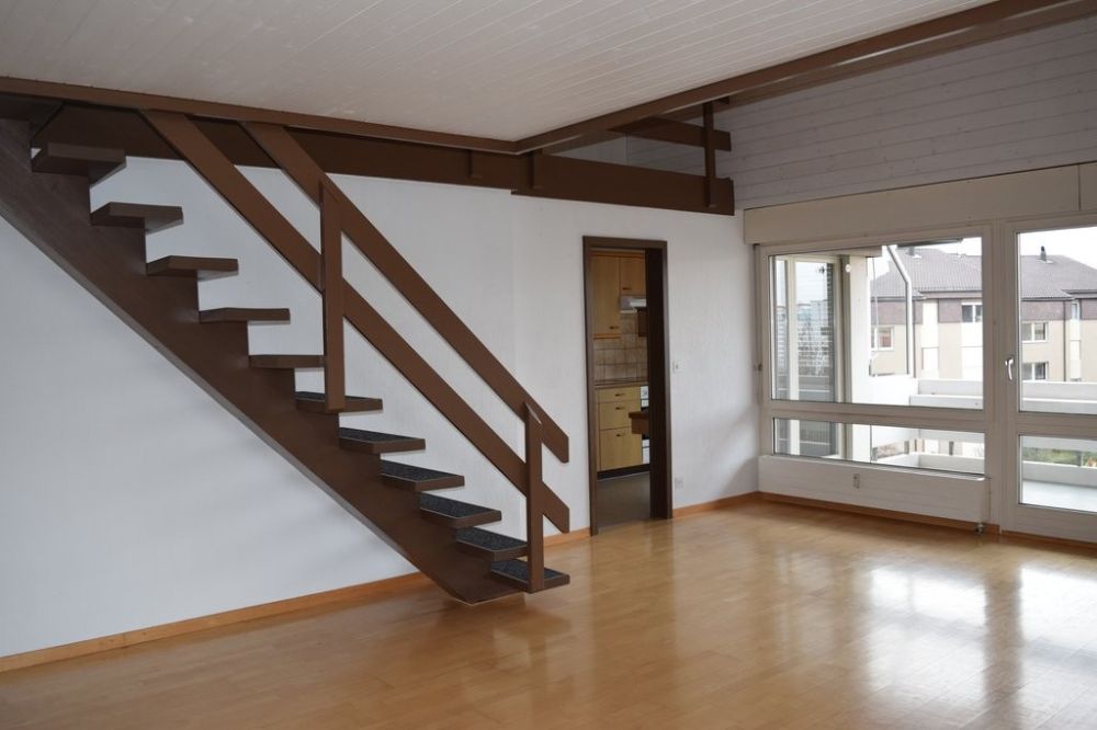 Befristete Galeriewohnung mit Cheminée in Thun - DSC_0419.JPG