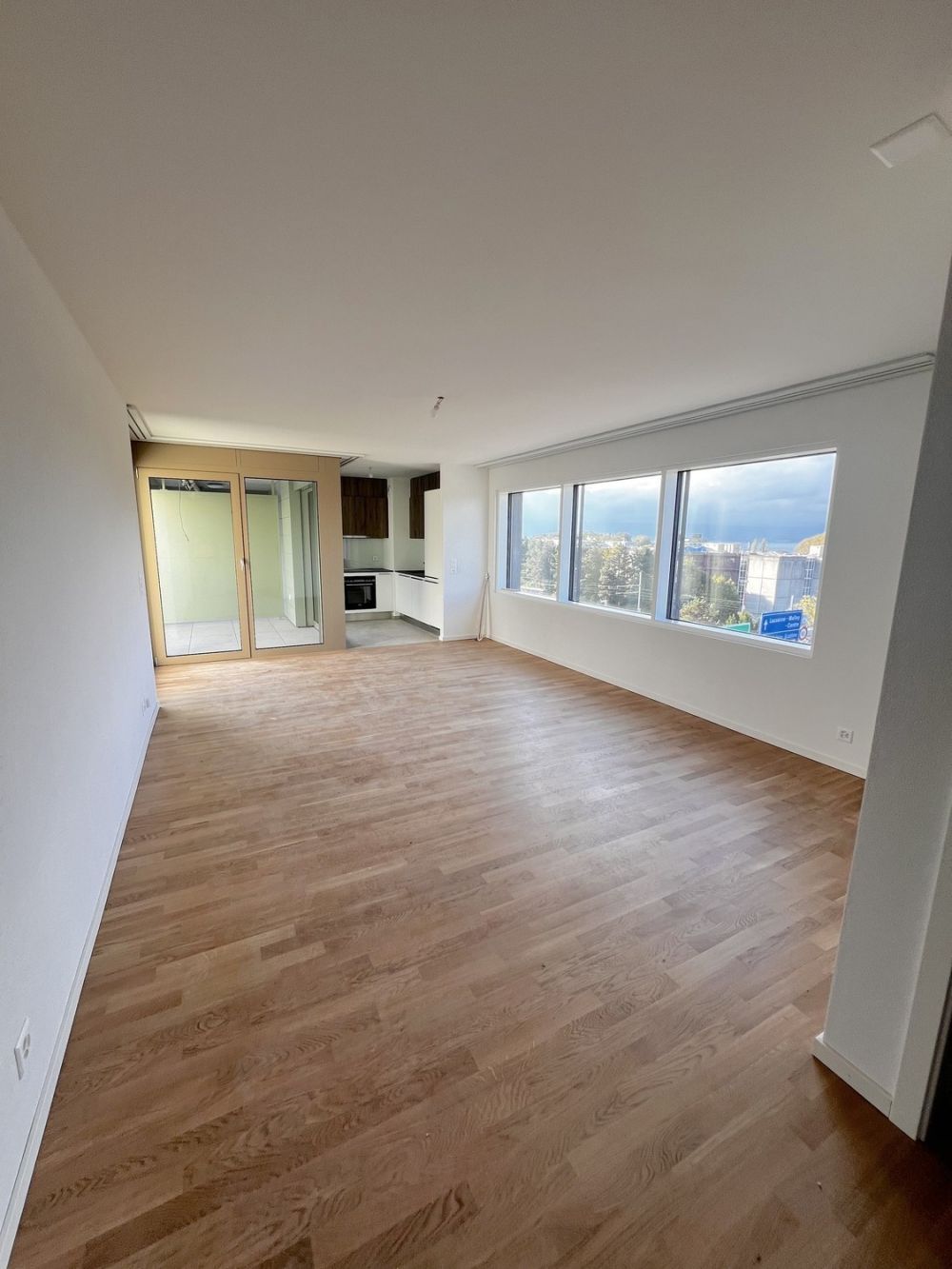 Grand studio meublé en attique avec terrasse - Bild 5