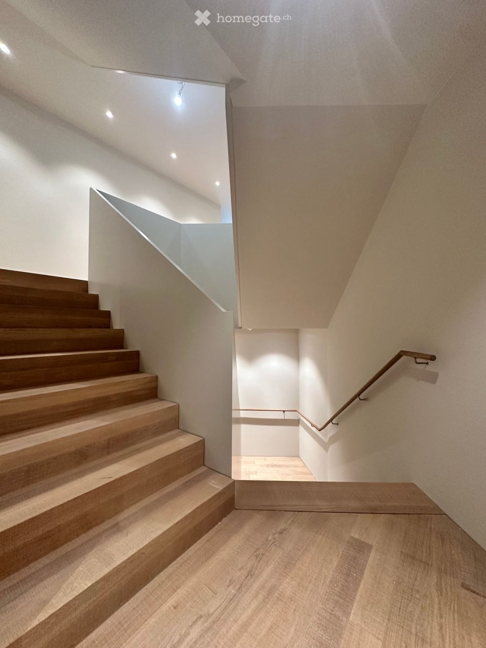 Exklusive 7-Zimmer-Attikawohnung in Binningen - Neubau mit Minergie P-Standard - Bild 7