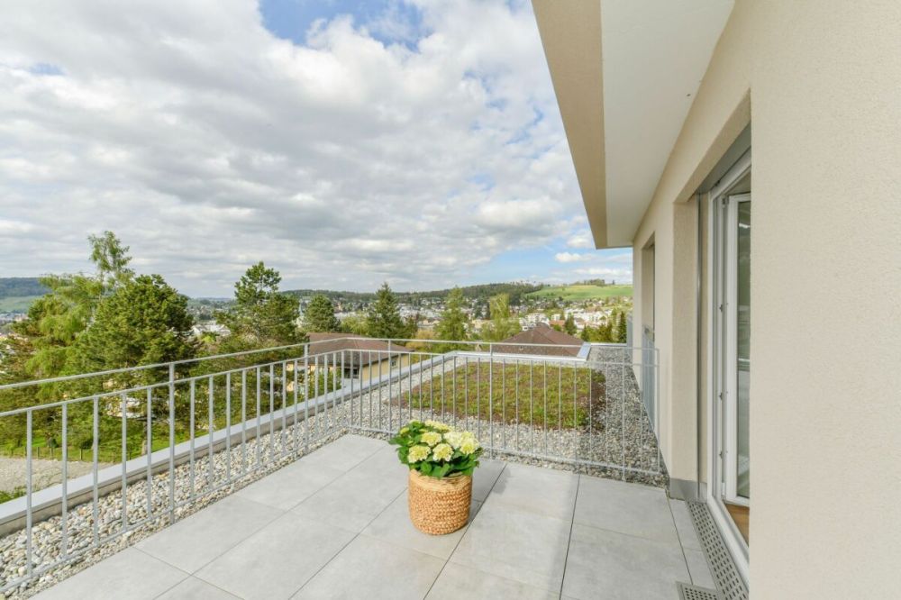 Traumhafte Aussicht I 3.5-Zimmer-Attikawohnung - Bild 12