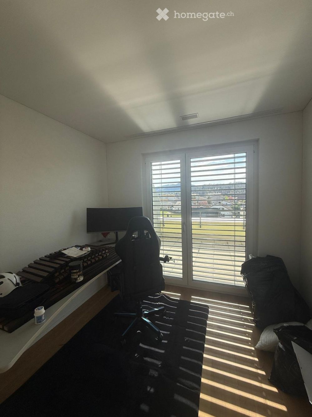 Moderne 3.5-Zimmer-Atikka mit Balkon und schöner Aussicht - Bild 5