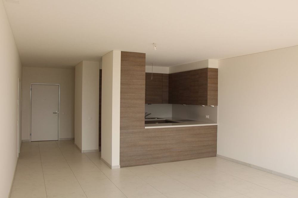 RESIDENZA SANROCCO A LUGANO - AFFITTASI 3.5 locali con vista lago - Bild 5