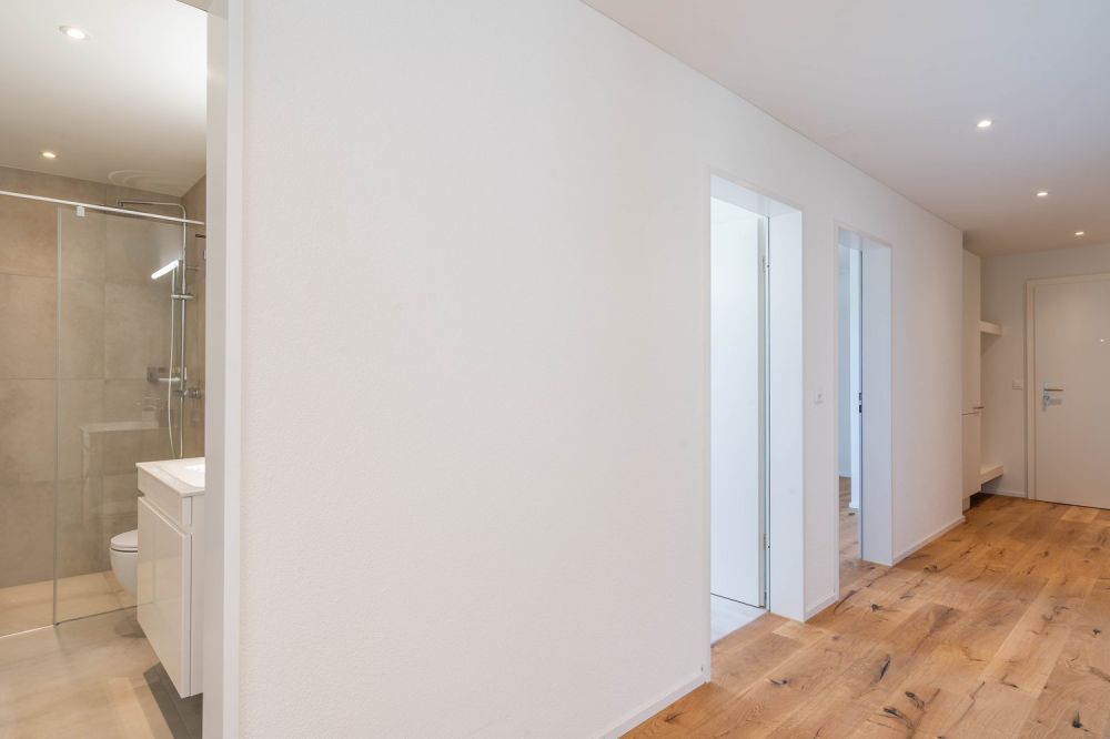 Neuwertige 3.5-Zi. Gartenwohnung - Bild 4