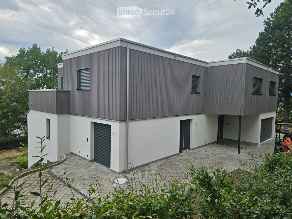 Erstvermietung: Moderne 3.5 Zimmer Neubauwohnung mit 75 m² Sitzplatz, Balkon & traumhafter Weitsicht - Bild 4