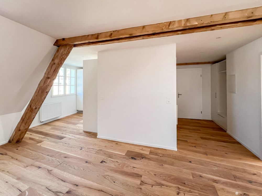 Wunderschöne Dachwohnung mit viel Charme im Zentrum von Biel - Bild 4