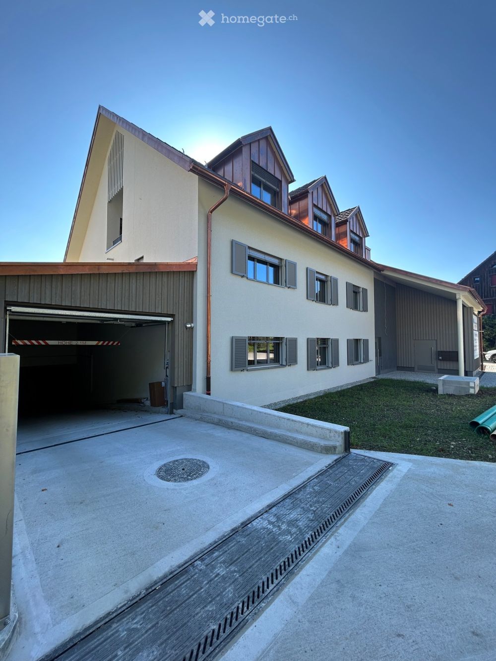 Erstvermietung: Exklusive 3.5-Zi-Dachwohnung mit Galerie & einzigartigem Wohngefühl - Bild 12