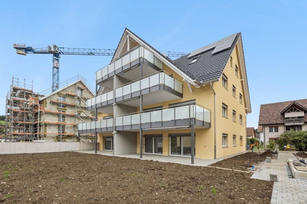 ERSTBEZUG ATTIKAWOHNUNG IN BAUMA - Bild 2