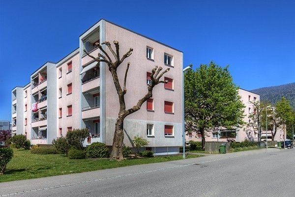 ERSTVERMIETUNG: SANIERTE 4-Zimmerwohnung in Grenchen - Bild 2