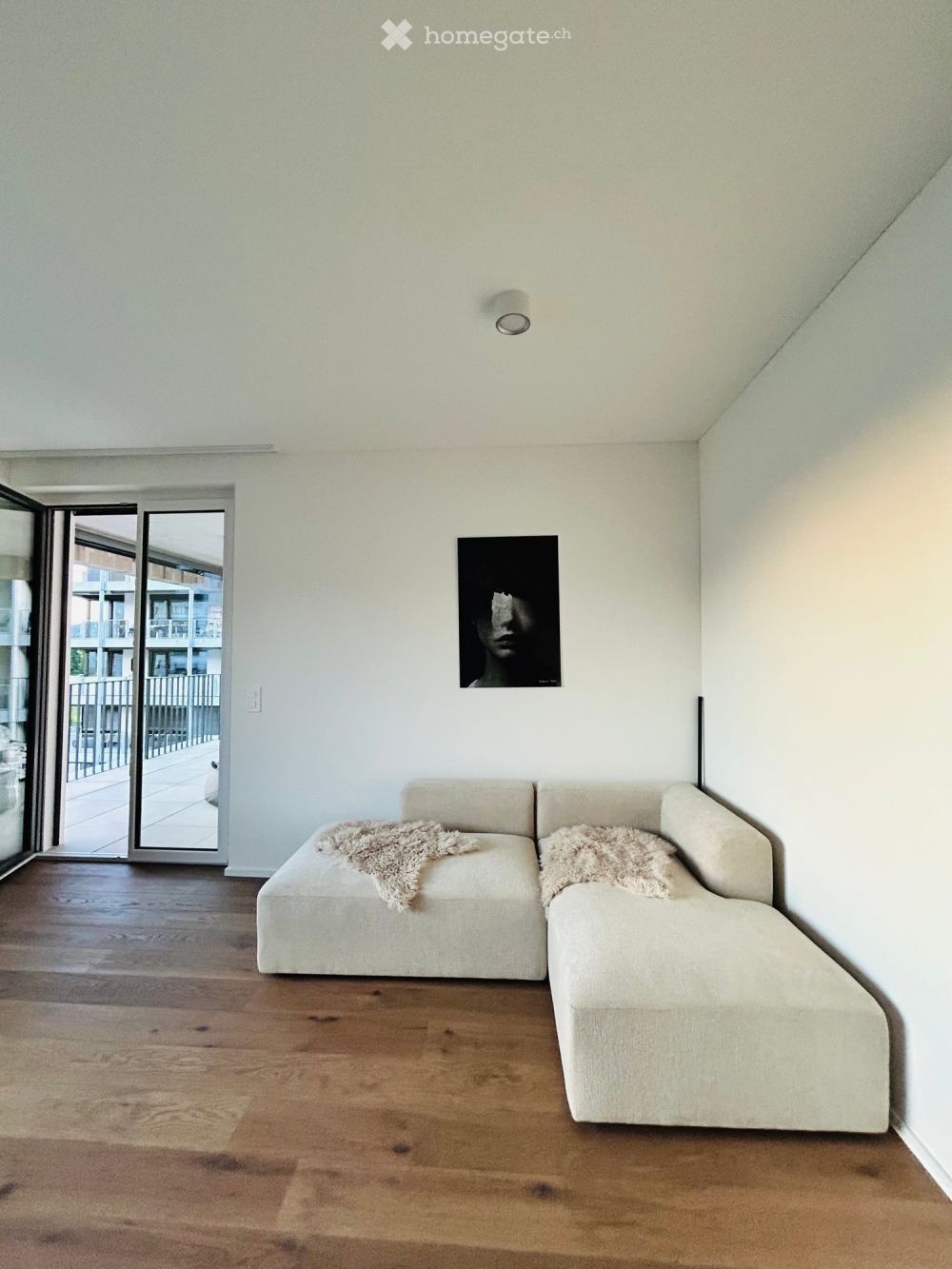 Brand new, Full furnished, 2.5-Room Apartment, Waterfront in Au ZH - Bild 1