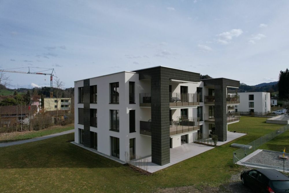 Exklusiver Erstbezug in Dussnang - 4.5-Zimmer-Wohnung mit Gartenanteil und hochwertiger Ausstattung - Bild 2