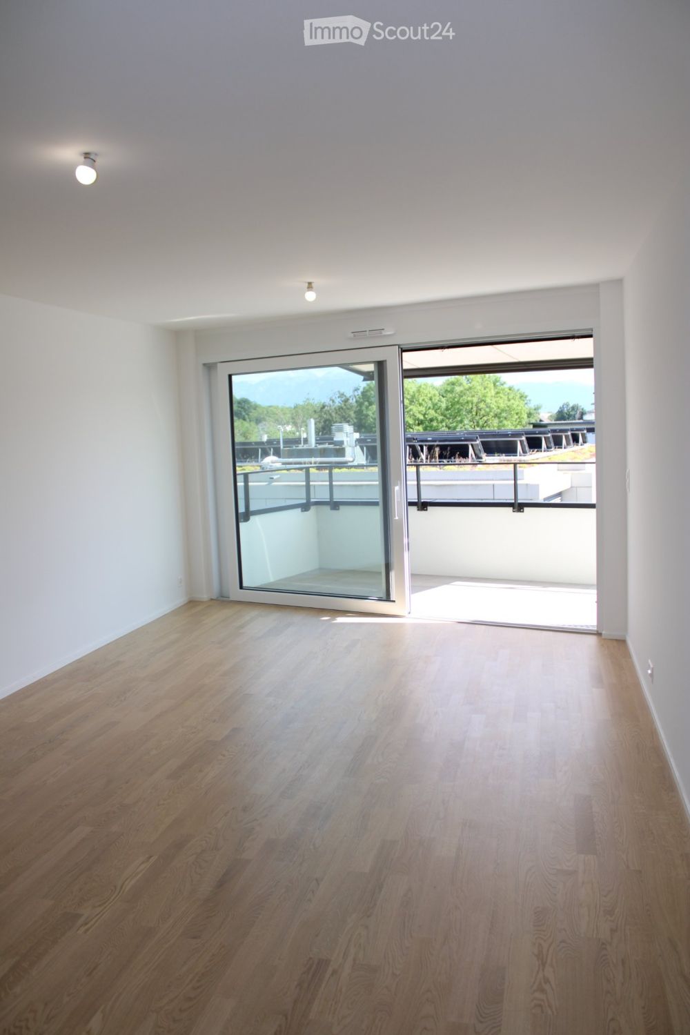 Neue 2.5-Zimmer-Wohnung mit Balkon in Lausanne - Bild 3