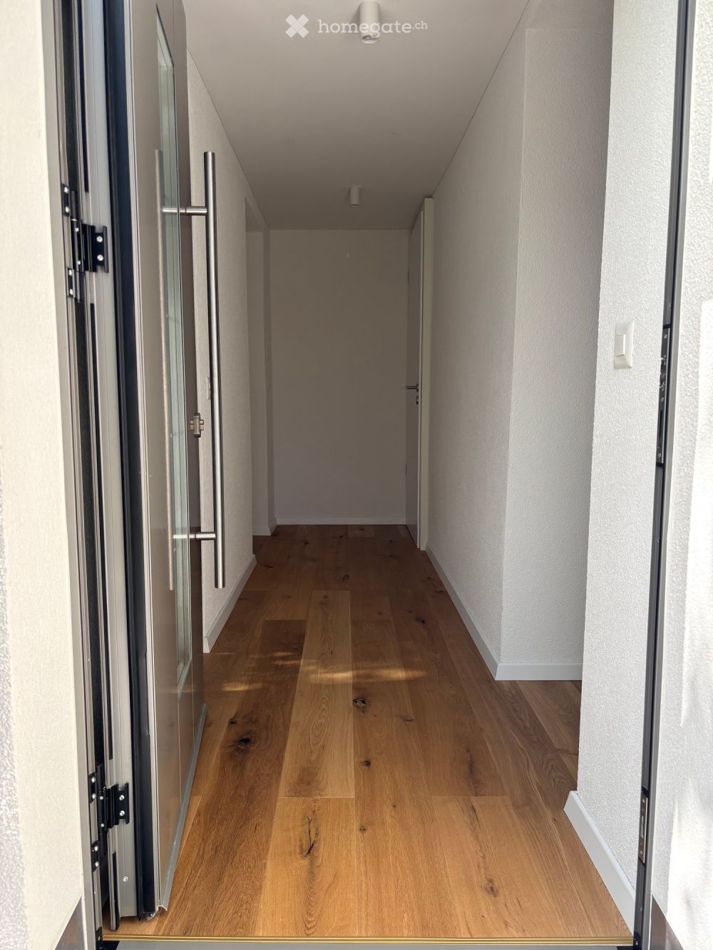 Moderne 2.5-Zimmer-Wohnung im Erstbezug mit eigenem Garten/Sitzplatz - Bild 3