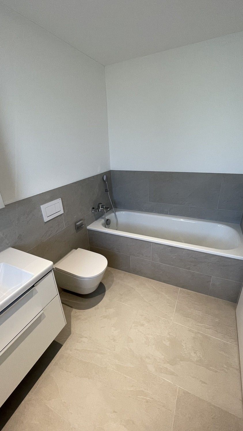 Moderne 4.5 Zimmer-Wohnung - Bild 2