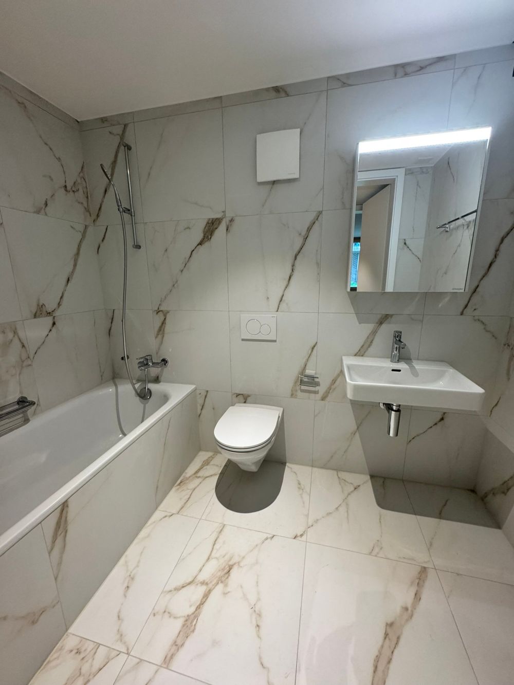 Erstvermietung: Moderne, offene Wohnung im Zentrum - Bild 2