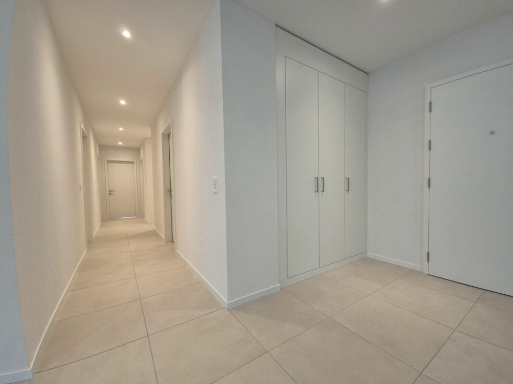 Berges 3 - Appartement 5.5 pièces au 2ème étage - Entrée et hall