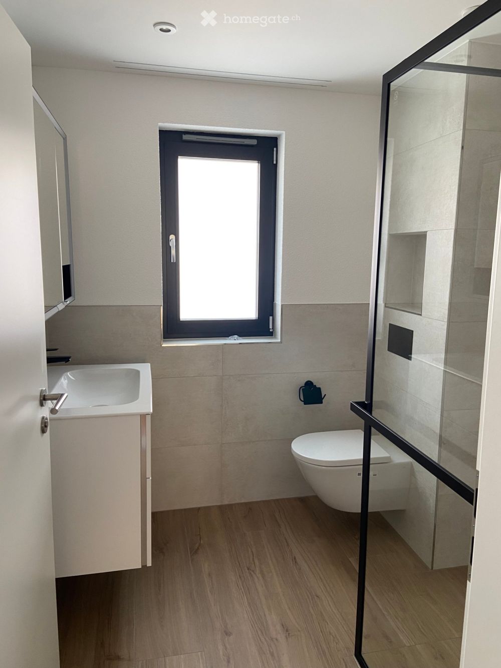 Erstbezug im Eigentumsstandard: Exklusive 4.5-Zimmer-Wohnung in Arisdorf - Bild 8