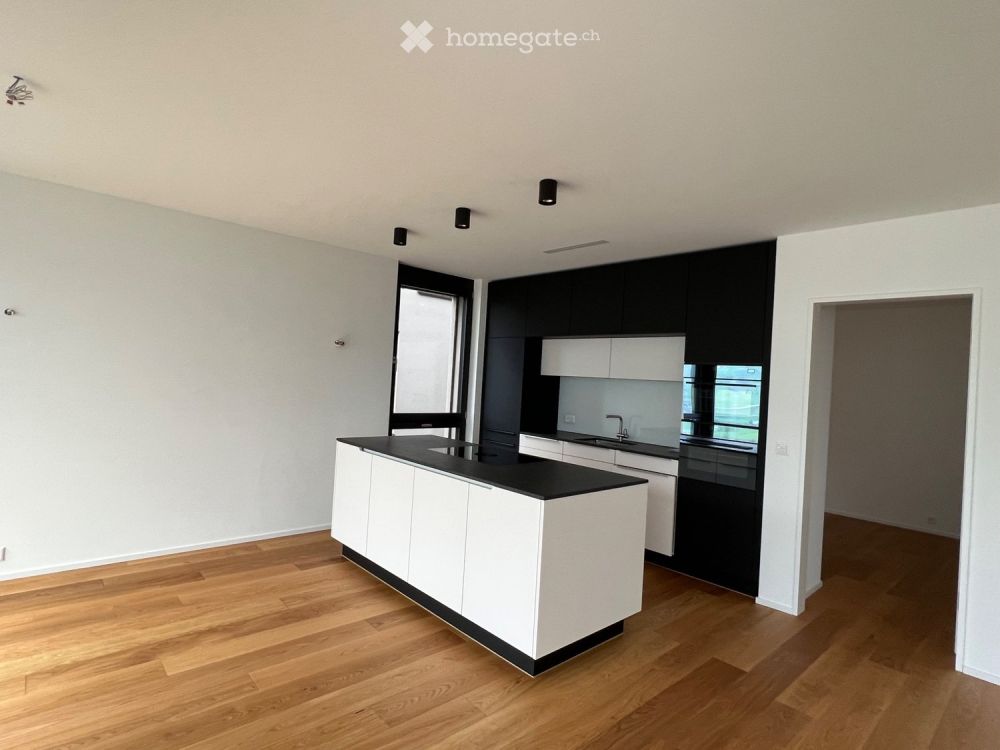 Exklusive 3.5 Zimmer Whg mit atemberaubender Sicht - Bild 2