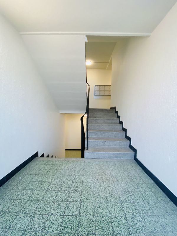 Total renovierte 2.5-Zimmer mit Balkon und Kellerabteil (1013) - Bild 7