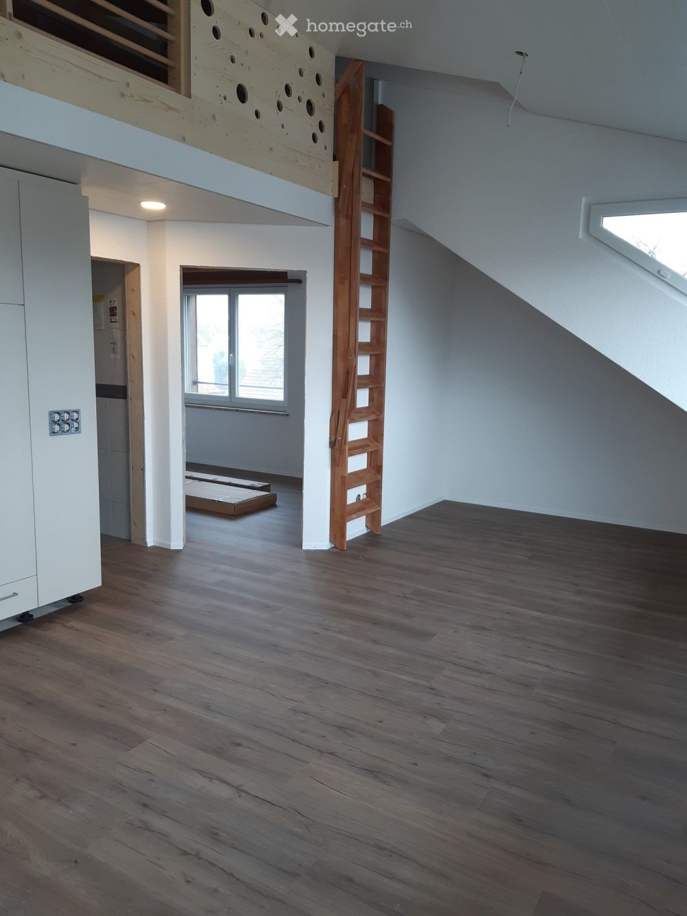 Neue 2.5-Zimmer-Dachwohnung in Möriken AG - Bild 3