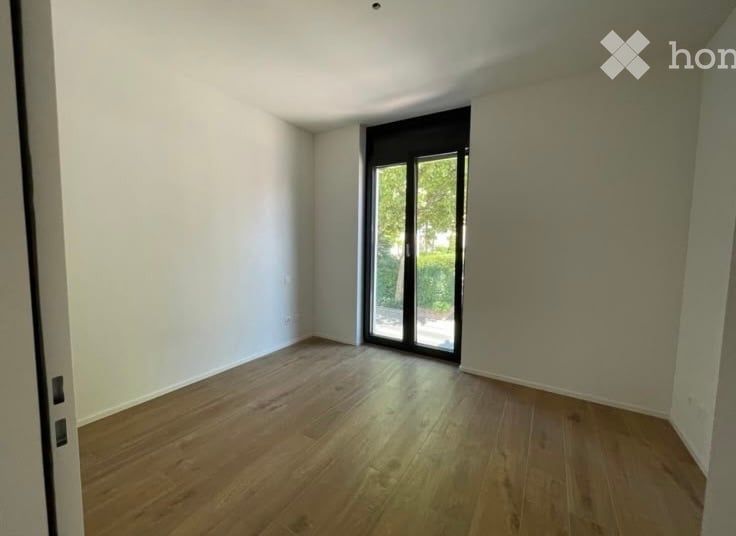 Cercasi subentrante per 2.5 locali moderno e luminoso - Bild 3