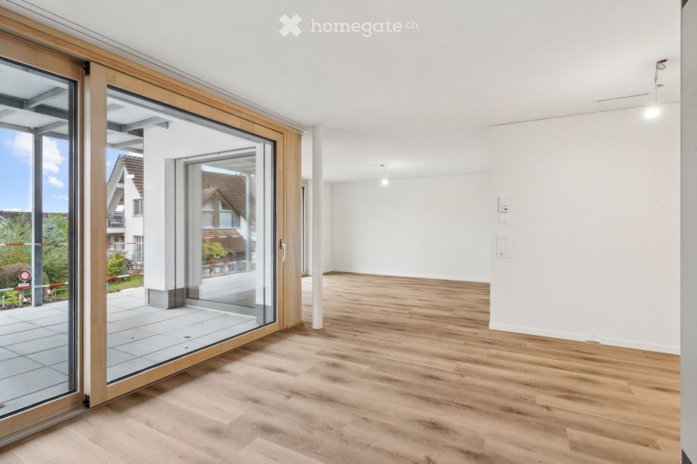 Erstvermietung – Wohnen am Sonnenberg: Moderne 5.5-Zimmer-Wohnung mit grosser Aussenfläche - Bild 2
