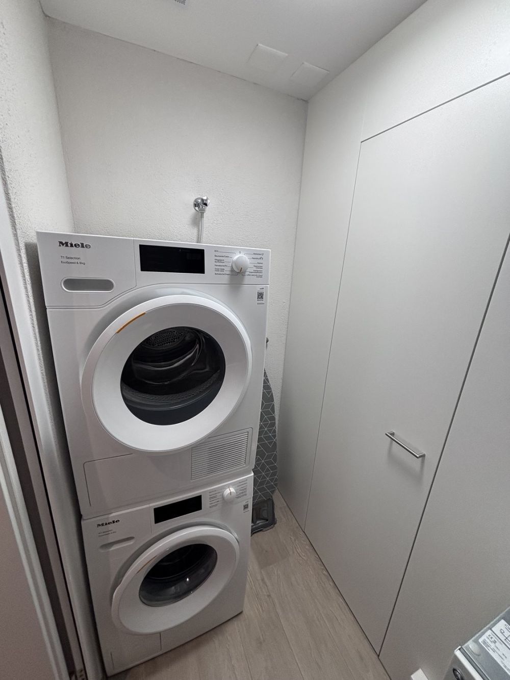 1½ ZI-WOHNUNG IN NEUHAUSEN AM RHEINFALL (SH), MÖBLIERT, TEMPORÄR - Bild 8