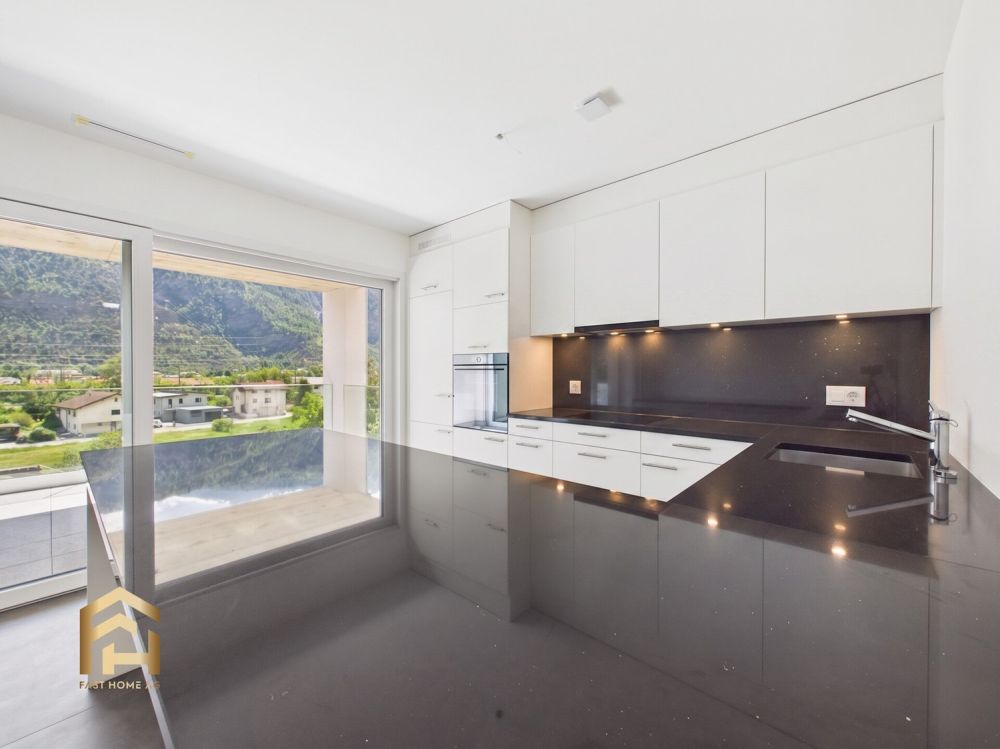 Erstbezug in Raron  grosszügige 5.5-Zimmer-Wohnung mit Weitblick - 1