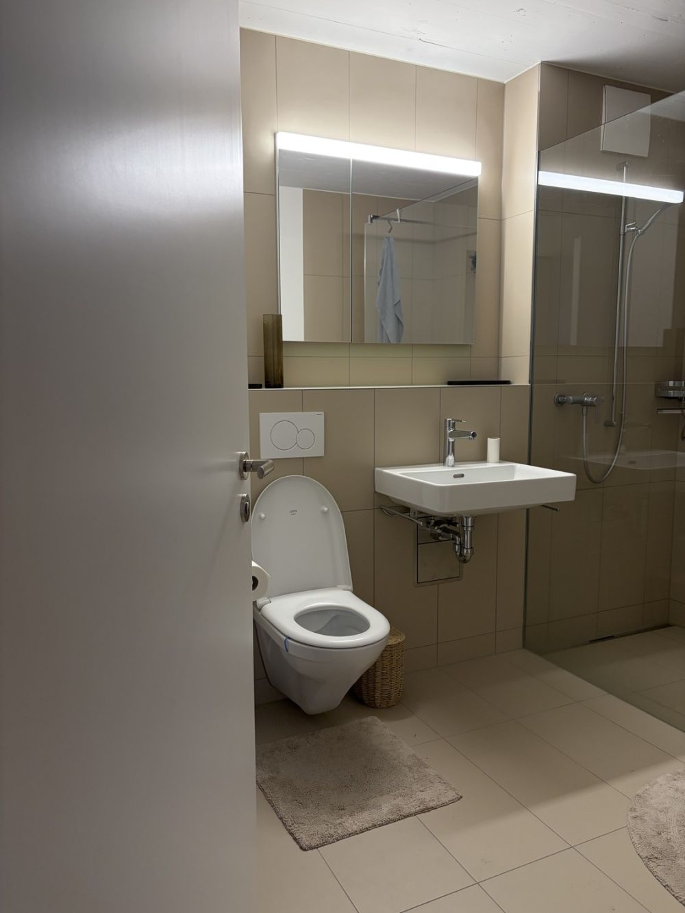Attraktive Wohnung in Wetzikon ZH  Bahnhofsnähe - Badezimmer