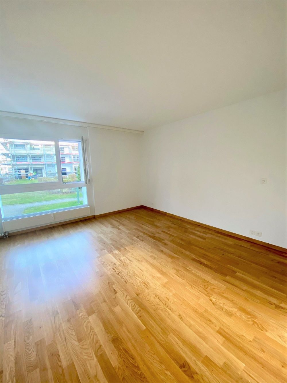 Frisch sanierte 5-Zimmerwohnung im Hochparterre mit Balkon - Bild 6
